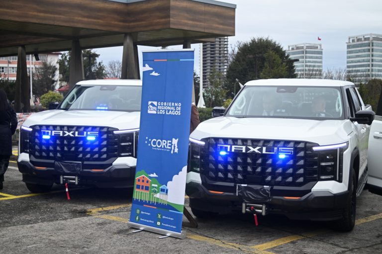 Entrega vehiculos PDI 003